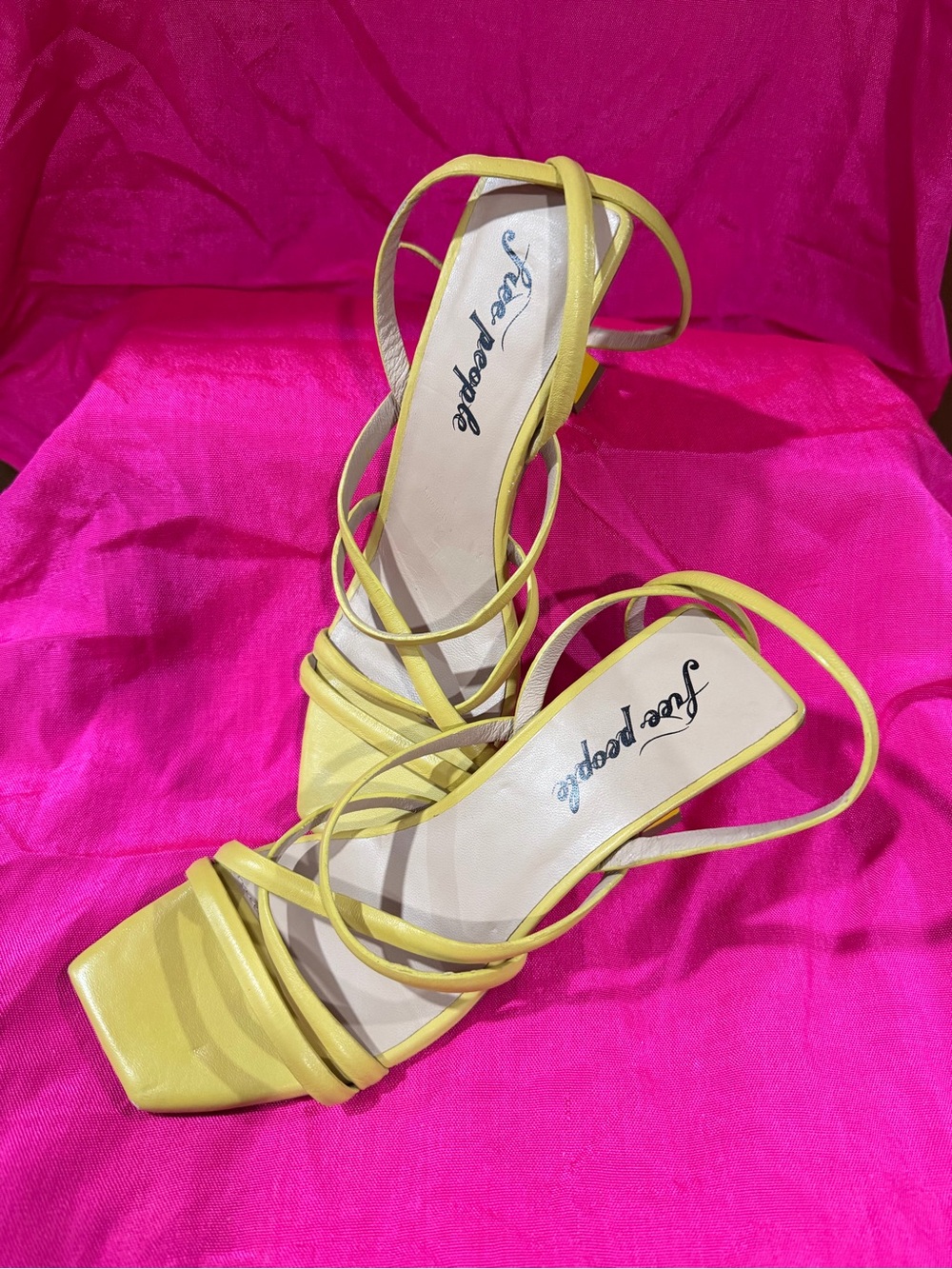 Free People Faye Yellow Strappy Square-Toe Sandals low heel  38. New no box